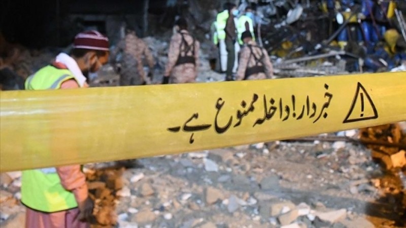 Pakistanda terror aktı nəticəsində beş polis əməkdaşı həlak olub